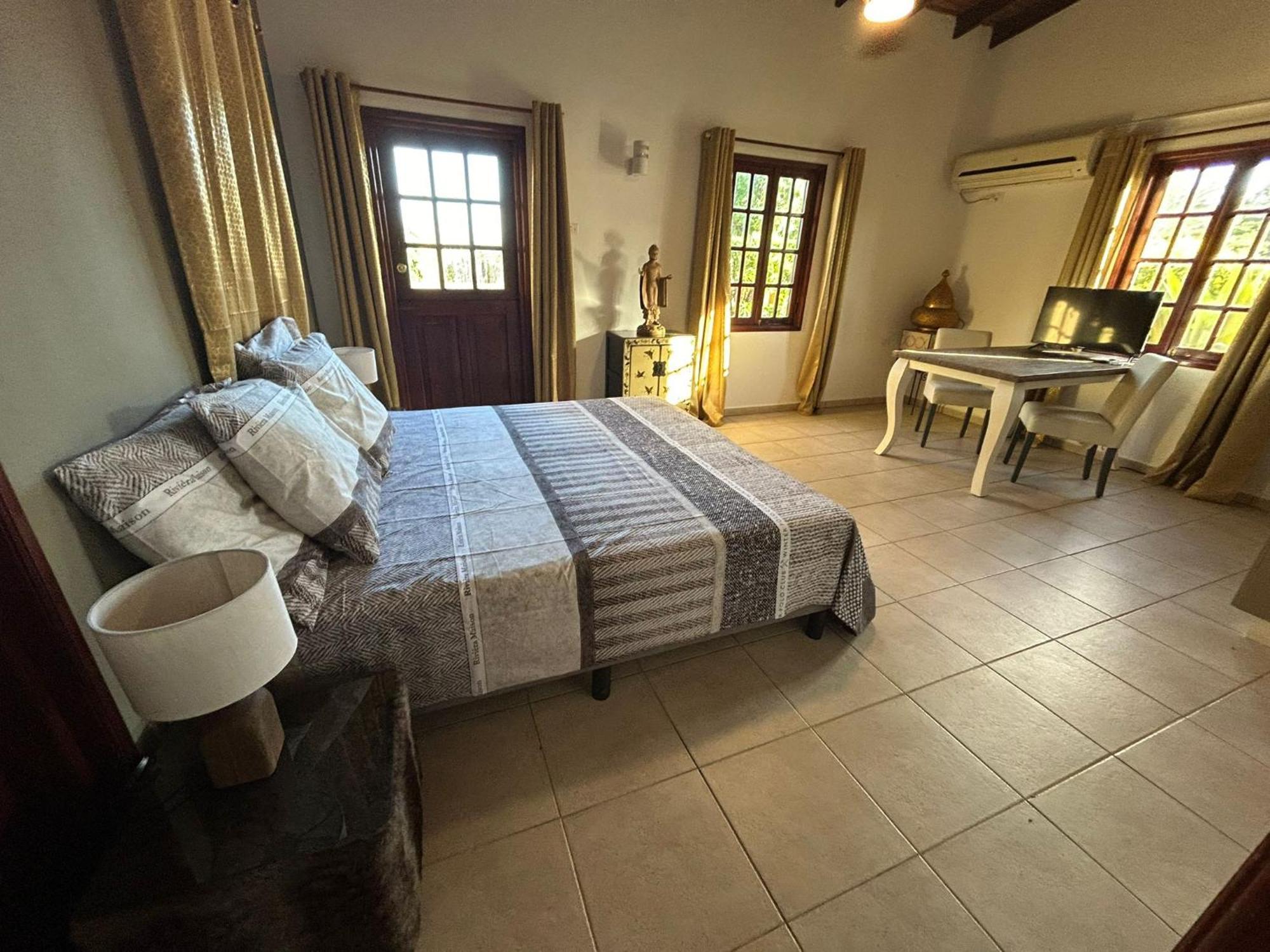 Landhuis Belnem Bonaire Kralendijk  Bagian luar foto